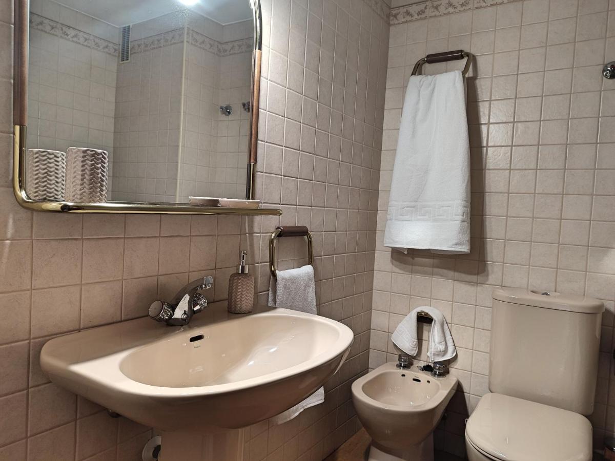 Centrico Apartamento Jardines De Vallellano Cordoba Luaran gambar